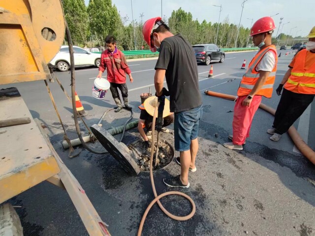 南溪管道潜水封堵气囊